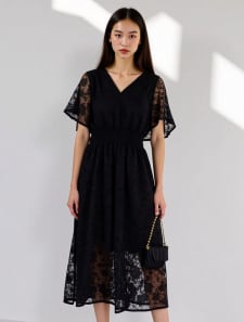 総レースロングワンピース