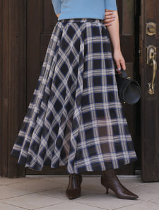 シフォンチェックスカート