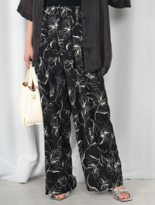 総柄フラワーリラックスパンツ