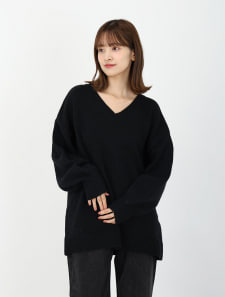 アルパカタッチVネックニット