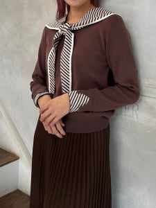 【取外し可】セーラーカラーフード付きクルーネックニット