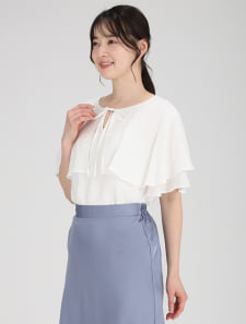 ケープカラーブラウス