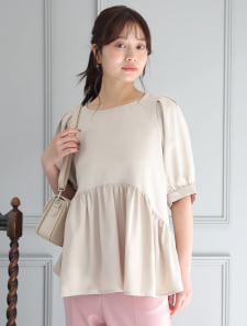 パフスリーブペプラムブラウス