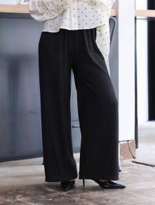 リラックスプリーツパンツ