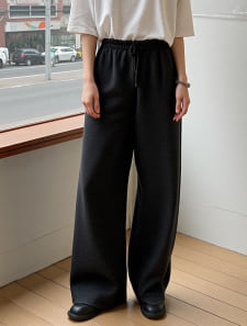 細リブメランジニットパンツ