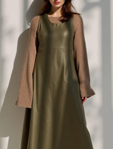 フェイクレザージャンスカ