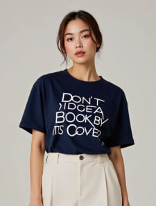 ロゴプリントTシャツ