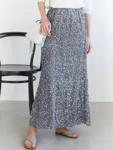 スパンコールスカート