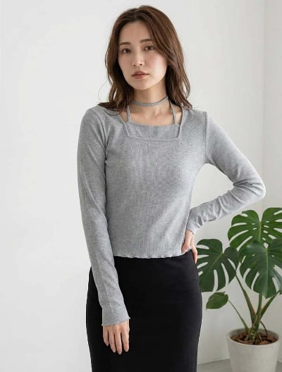 チョーカー風リブトップス