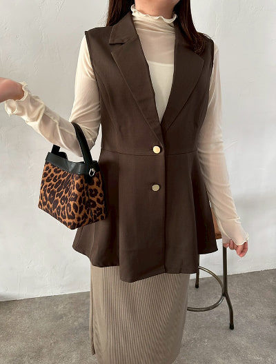 最終値下げ❗️ルコック♡オレンジ/ネイビー フリースベストとスカートセットアップ 最終値下げ❗️ルコック♡オレンジ/ネイビー フリースベストと