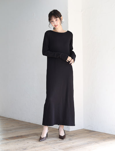 バックスリットリブロングワンピース