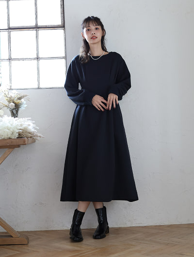 裏起毛ウエストタックワンピース