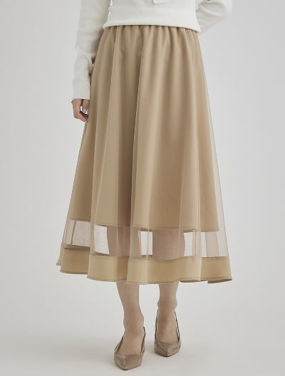 チュール重ねスカート