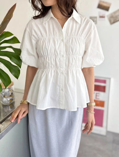 五分袖バルーンシャーリングブラウス