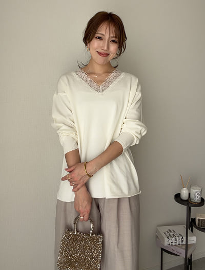 【miyopuセレクト】 衿レースVネックプルオーバー