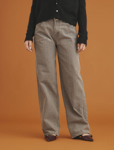 ローライズデニムパンツ