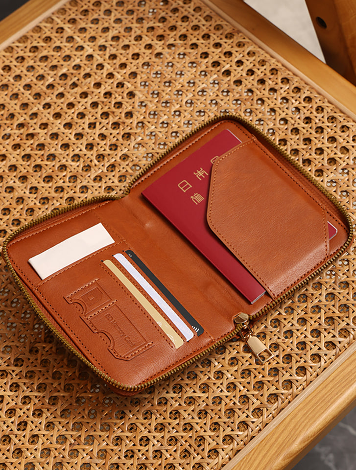 【fifth/フィフス】リストストラップ付き多機能トラベルウォレット 【fifth/フィフス】リストストラップ付き多機能トラベルウォレット