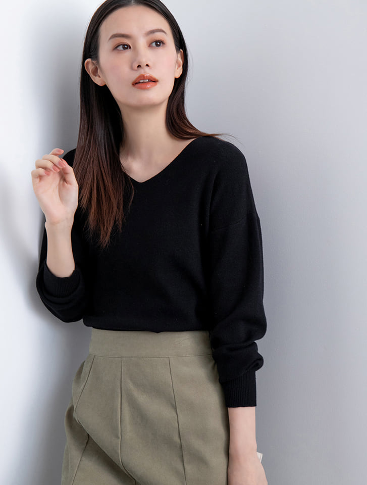 カシミヤシルク】Vネックニット（ニット）｜STRASBURGO OUTLET