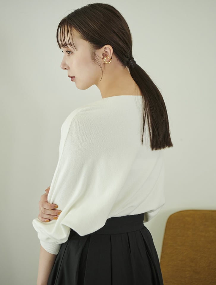 未使用 23SS ルフィル フォルムスリーブニット ホワイト スクエアネック 春 未使用 23SS ルフィル フォルムスリーブニット ホワイト