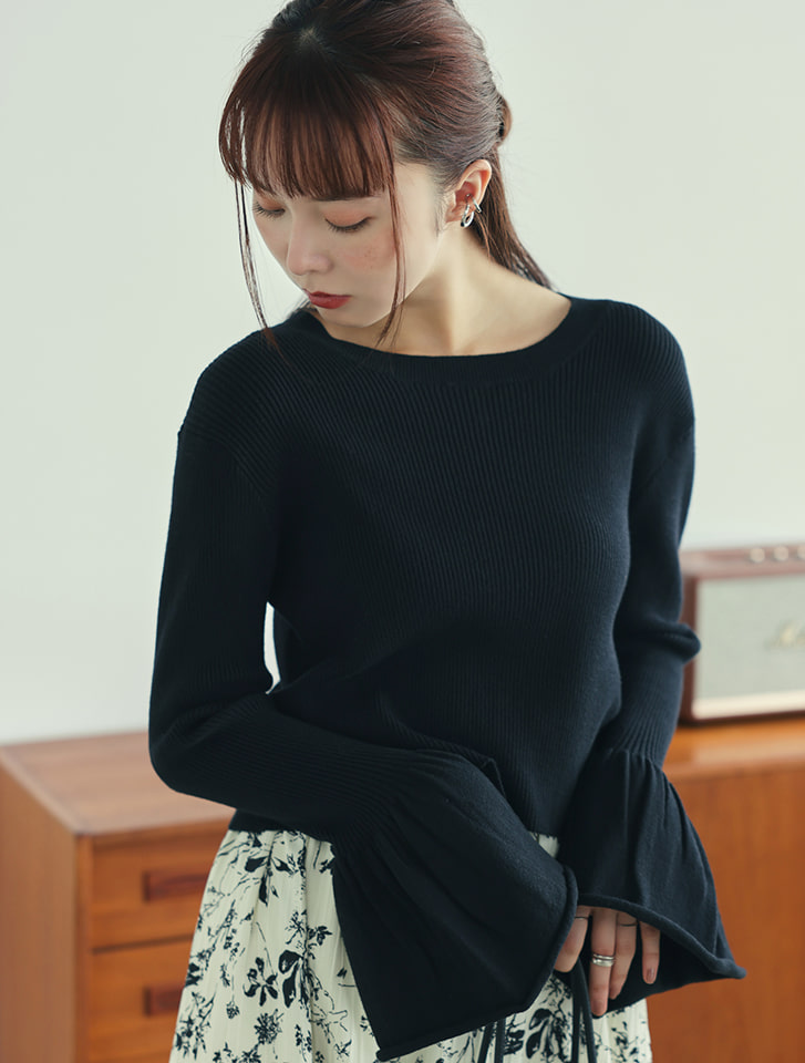 【ayano__ishidaコラボアイテム】袖フレア2wayリブニット