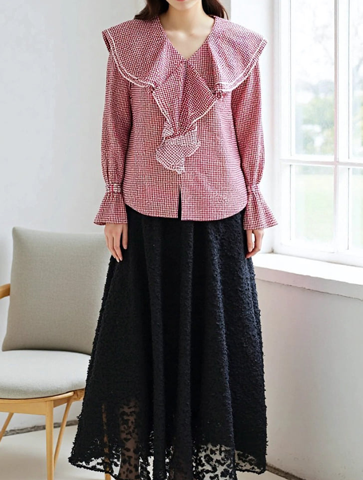 ▽美品 ウラジョンソン 定価3,2万円 チェック柄のフリルブラウス