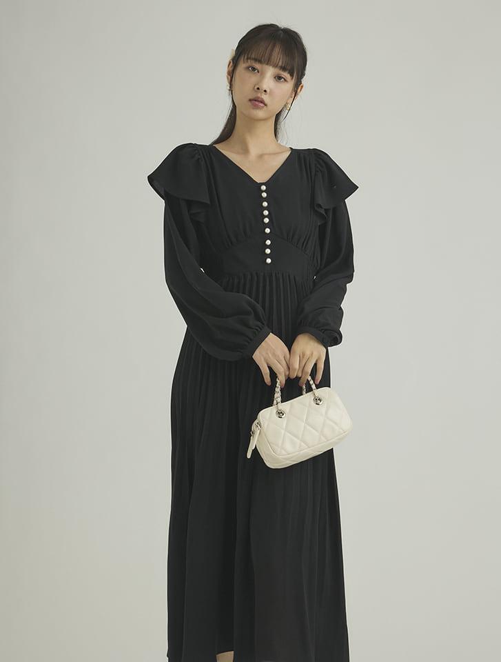 fifth フリルデザインパールボタンワンピース | 人気レディース