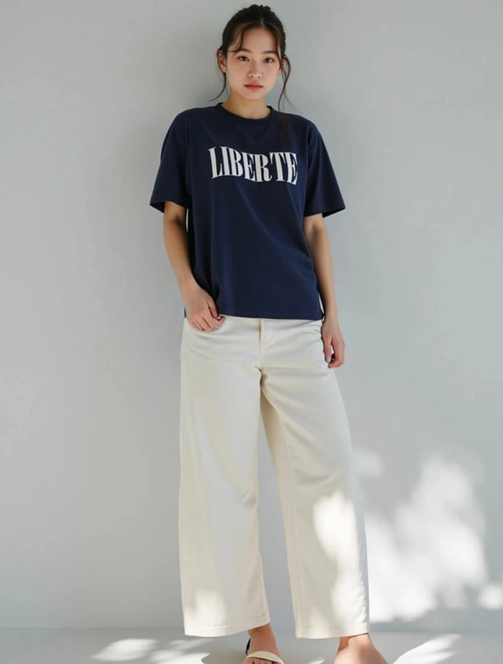 fifth 箔プリントロゴTシャツ | 人気レディースファッション通販 fifth 箔プリントロゴTシャツ | 人気レディースファッション通販