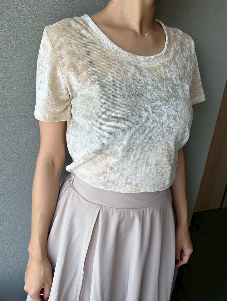 シアーベロアUネック半袖トップス