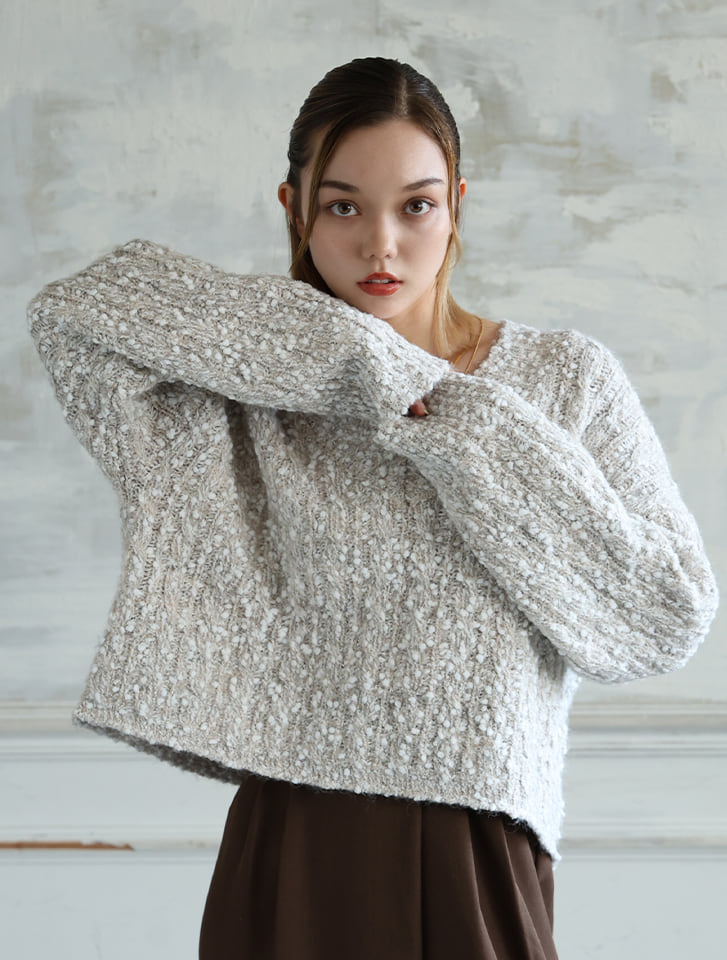 fifth ぽんぽんラメヤーンVネックニット | 人気レディースファッション