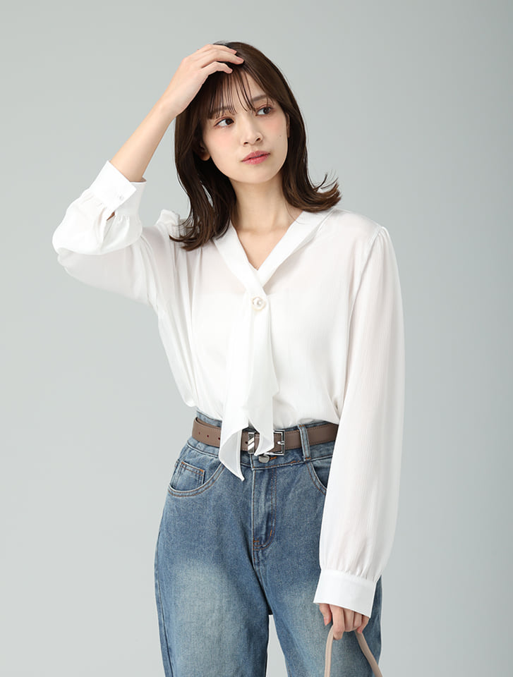 パールボウタイVネックブラウス
