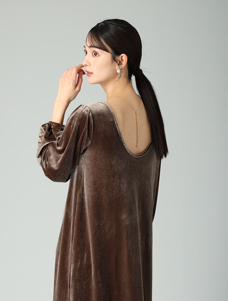 fifth バックオープンベロアワンピース | 人気レディースファッション