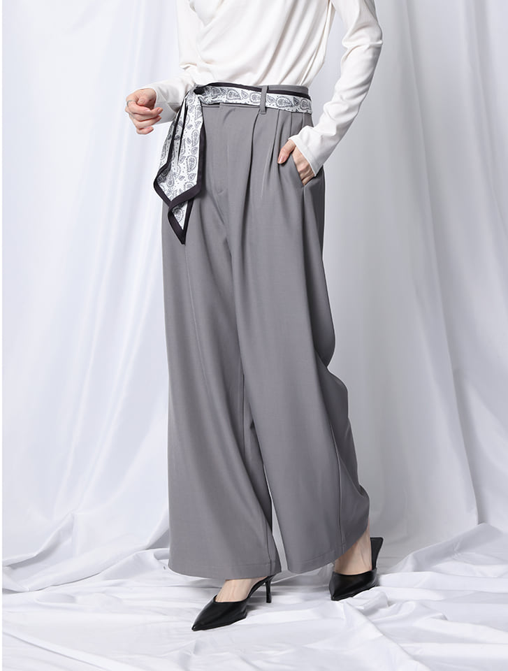 【U150サイズあり】スカーフ付きタックワイドパンツ