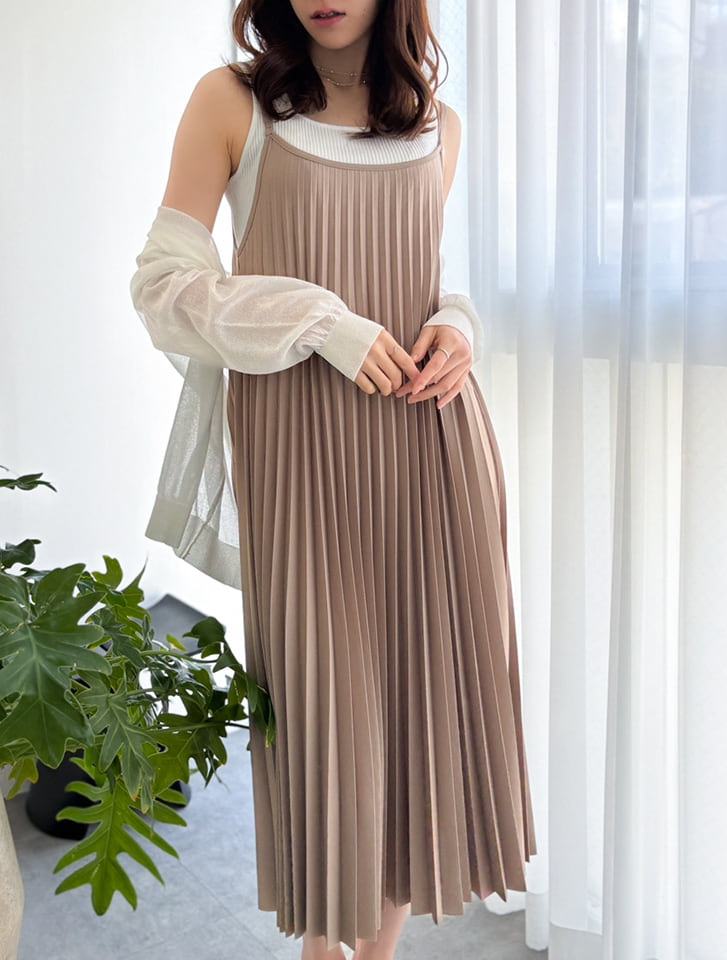 【miyopuセレクト】バッククロスプリーツキャミワンピース