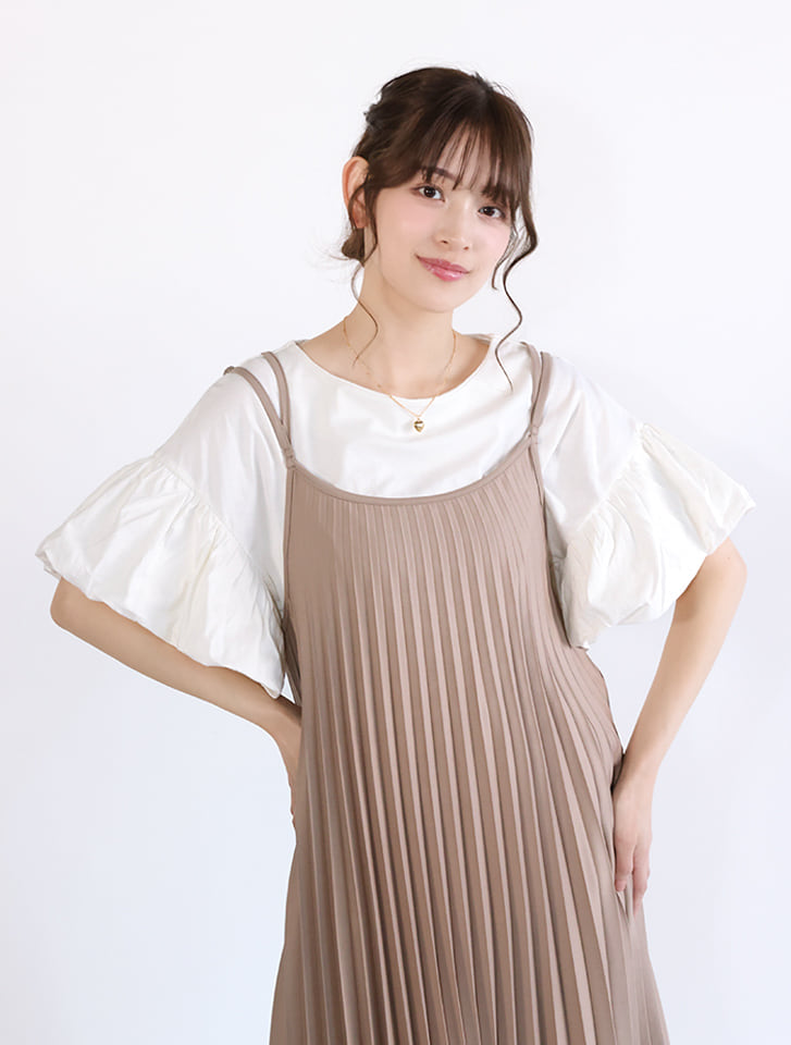 フリルスリーブTシャツ