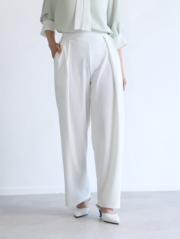ツータックカットワイドパンツ