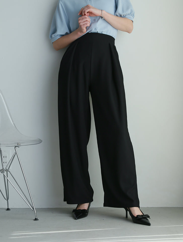 ツータックカットワイドパンツ