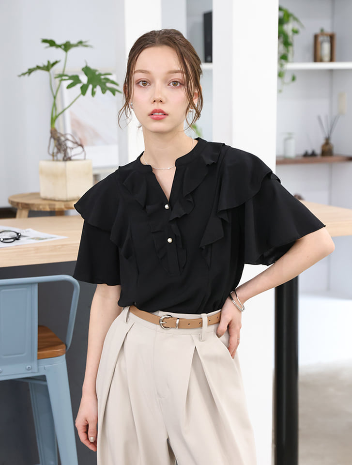 yori キーネックフリルブラウス　23summer 36サイズ　ネイビー たっぷりフリルブラウス – yori shirocon