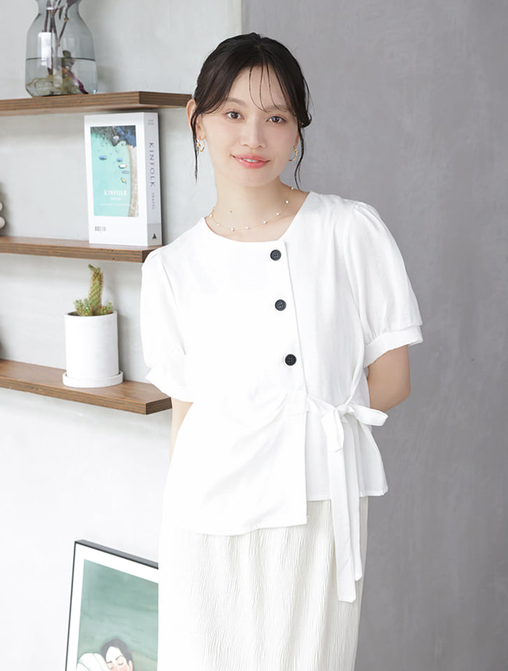 美品 近年 エポカ 洗える ギャザー ウエストマーク ブラウス 白 半袖 fifth ブラックボタンウエストマーク半袖ブラウス | 人気レディース