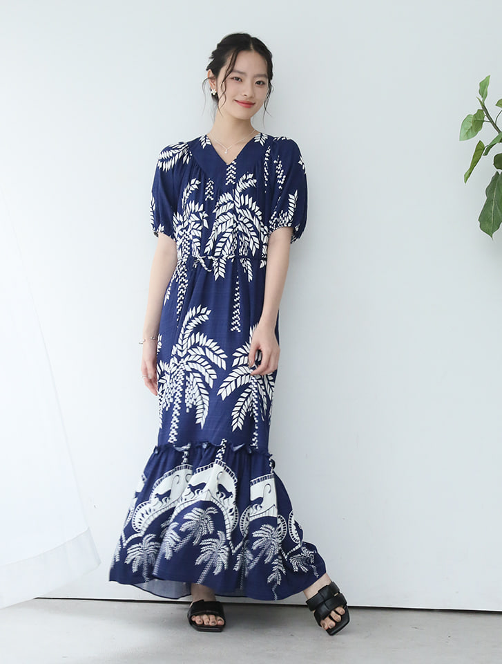 fifth 【高身長さん向け】ウエストリボン付きボタニカル柄 Vネック