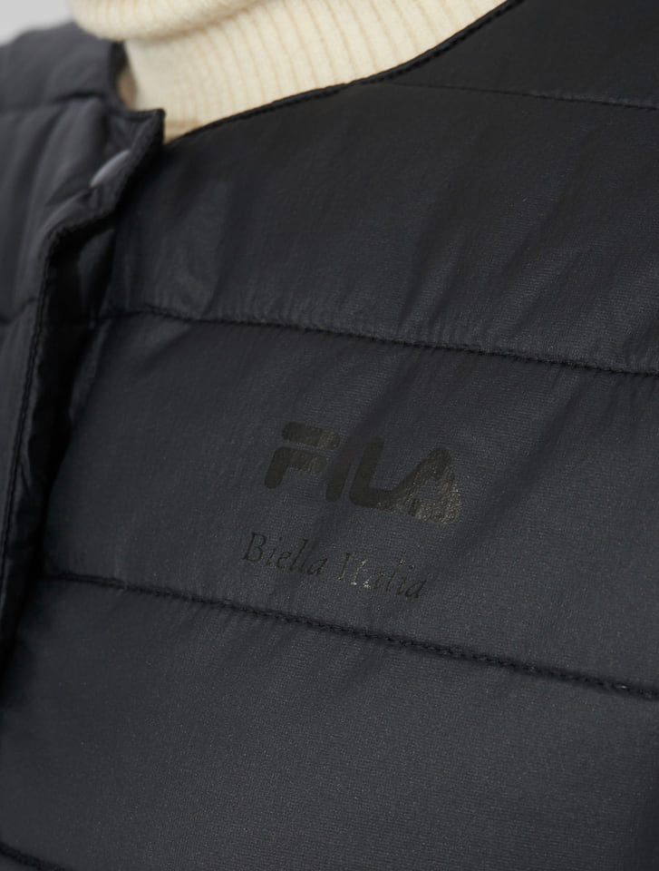 FILA ソロライトテックジャケット | 人気レディースファッション FILA ソロライトテックジャケット | 人気レディースファッション