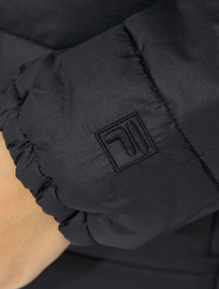 FILA ソロライトテックジャケット | 人気レディースファッション通販 