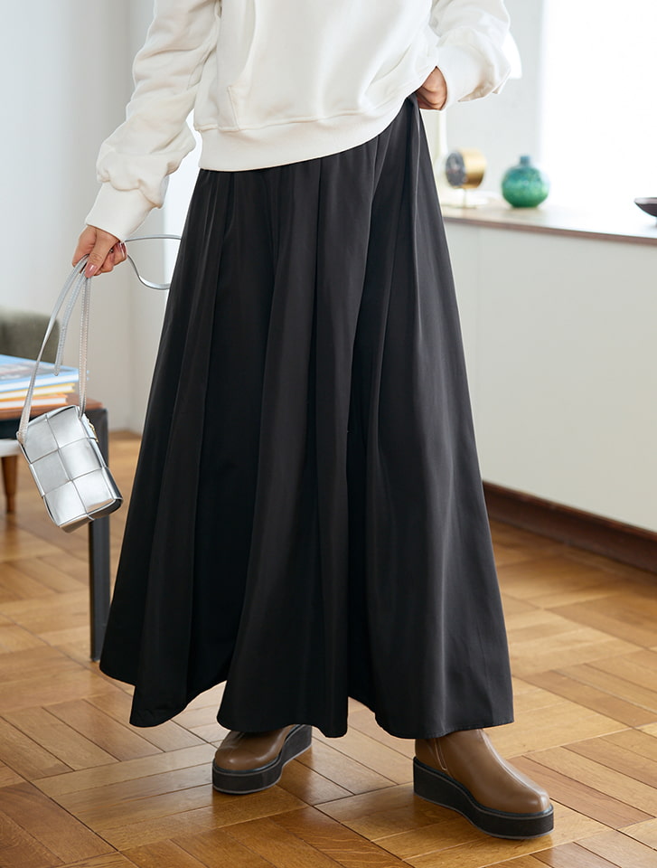 タックフレアマキシスカート