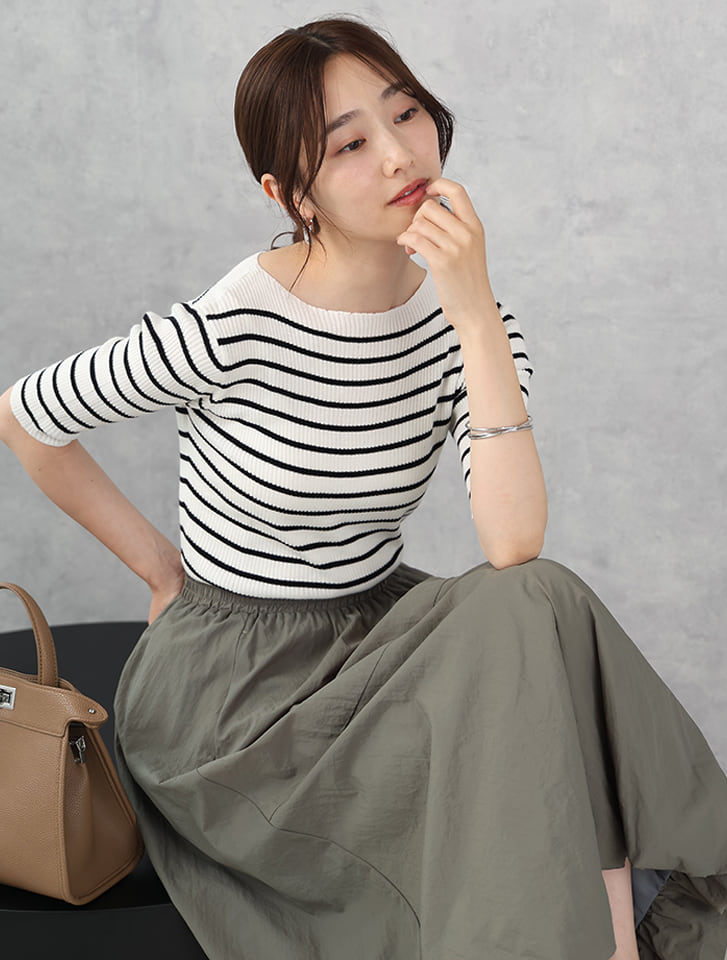 ルネ　新品 ベージュ ボタン付きニット 五分袖 Edit Sheen 5分袖ボートネックリブニット | 人気レディース