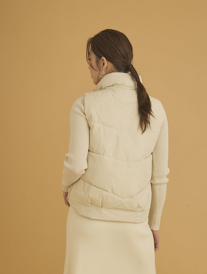 マーブルシュッドのキルティングベスト LAVENHAM｜フード付き キルティング ベスト “BARTON WOMENS