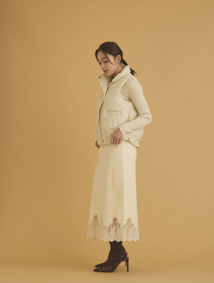 mihan様 スカートSグレージュ、ニット白 ZUCCa / S フォルムニット / スカート(M beige(03)): SALE| A