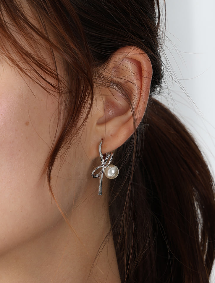 リボンパールピアス