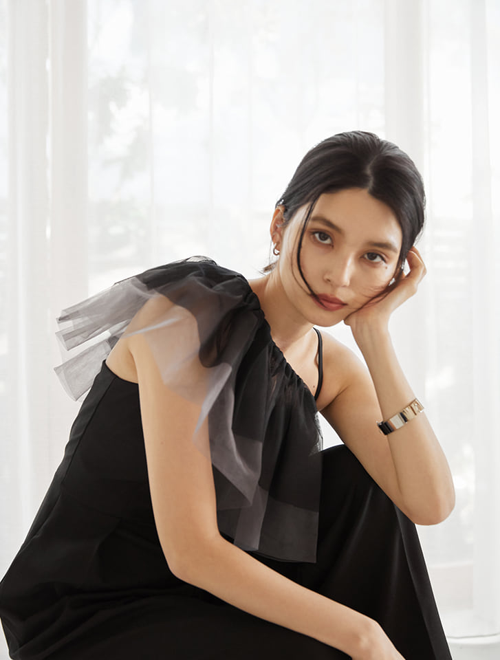 hyeon リボンオールインワン hyeon へヨン リボンオールインワン タグ付き - メルカリ