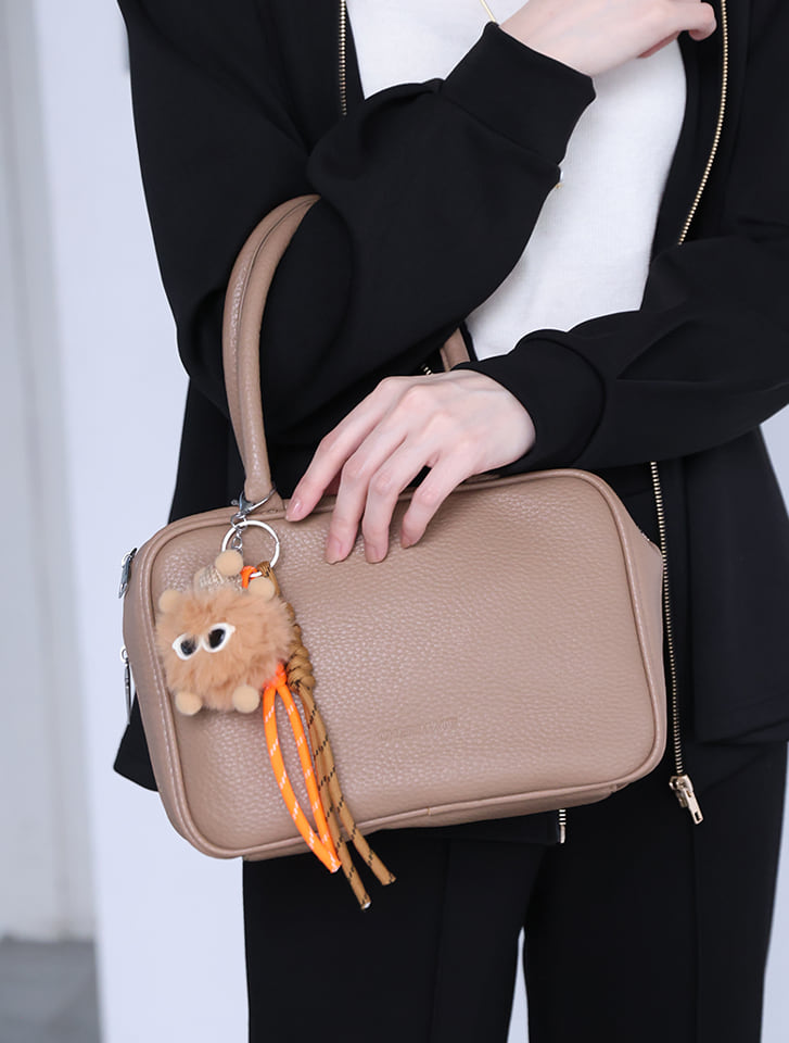 Edit Sheen キーチャーム付きボストンバッグ | 人気レディース