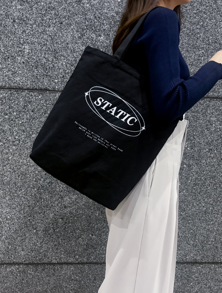 3ポケット付きトートバッグ