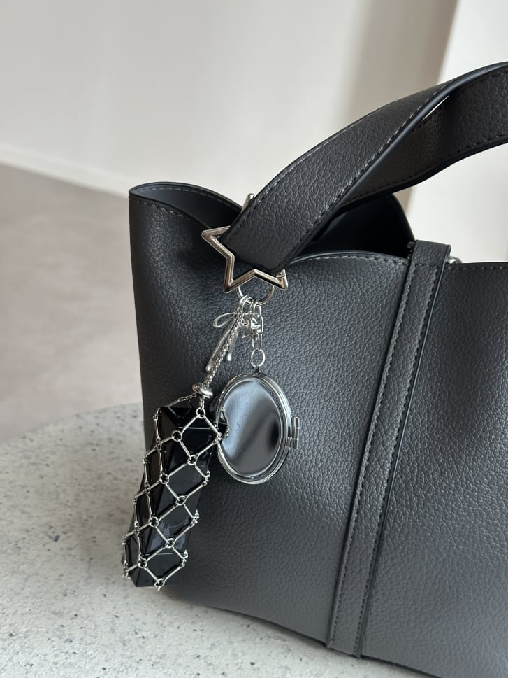 リップケース付きキーチャーム